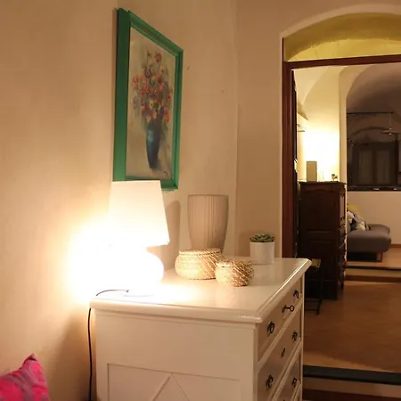 アパート In Centro Citta, Nei Vicoli Del Borgo