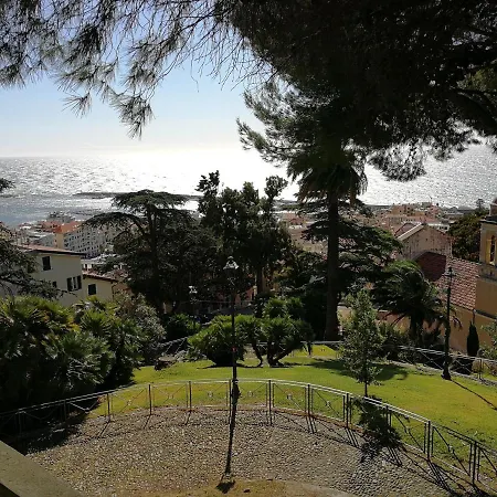 In Centro Citta, Nei Vicoli Del Borgo * San Remo