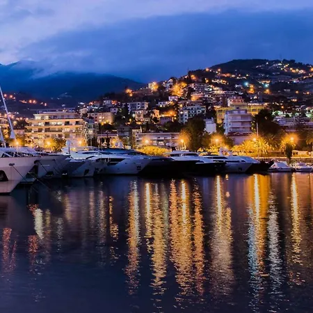 アパート In Centro Citta, Nei Vicoli Del Borgo *