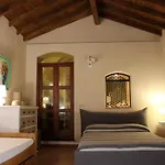 Appartement In Centro Città, Nei Vicoli Del Borgo