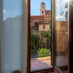 In Centro Città, Nei Vicoli Del Borgo * San Remo