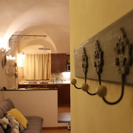 In Centro Citta, Nei Vicoli Del Borgo Lägenhet *