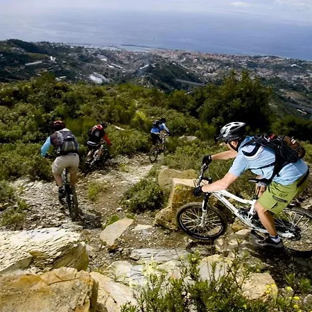 Lägenhet In Centro Citta, Nei Vicoli Del Borgo *